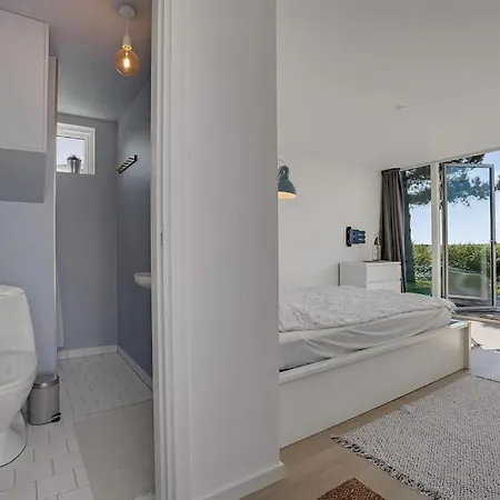 Modern Vacation With Stunning Ocean View 公寓 *